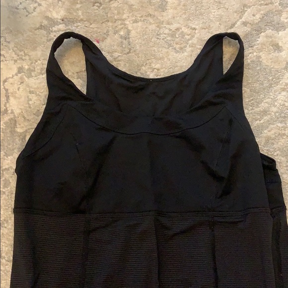 Lululemon workout top - Picture 2 of 5